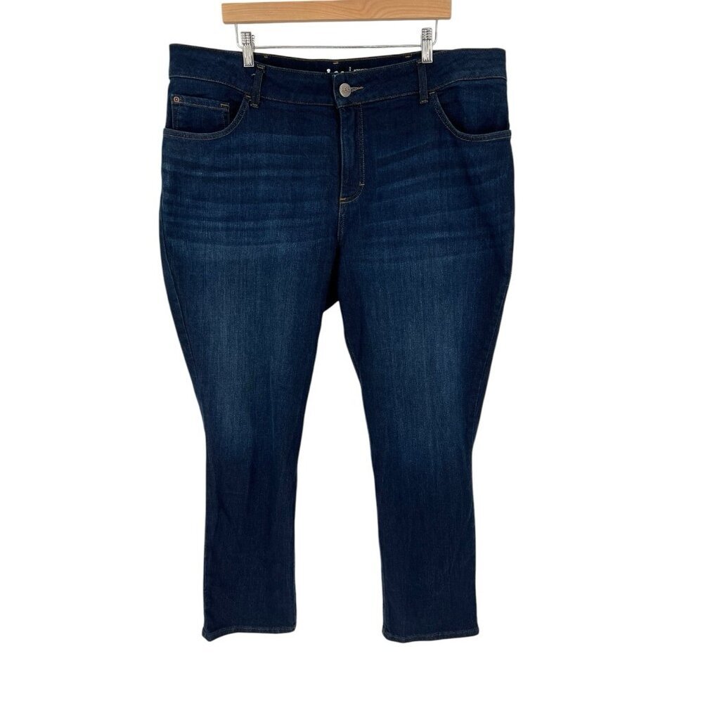Lee Women's Straight Leg Regular Fit Jeans Dark Wash Faded Look Plus Size 22